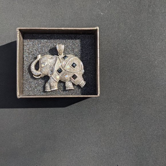 pendant - Picture 1 of 1
